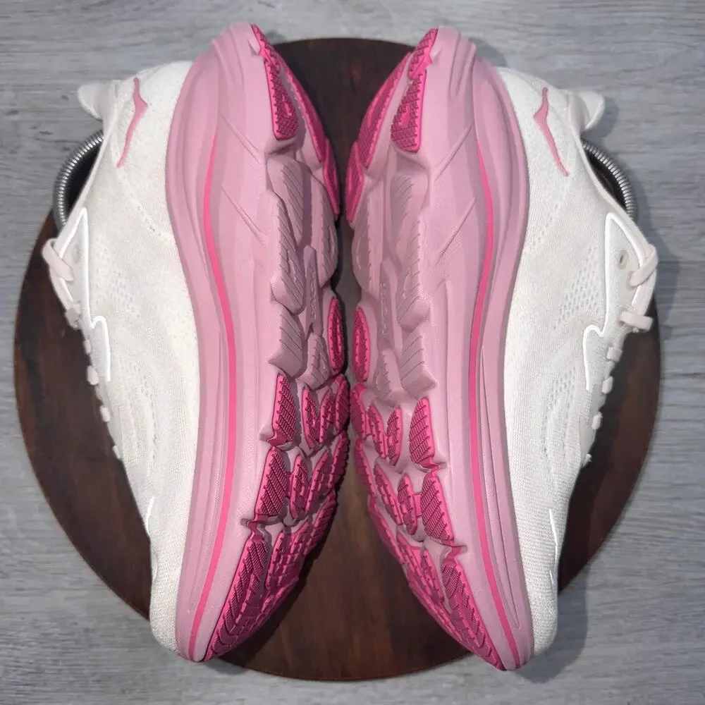 Hoka One One hoka one